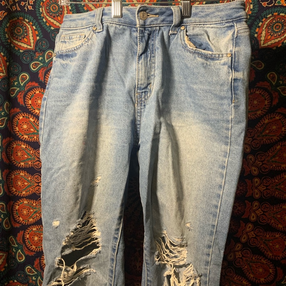 Ripped Skinny Jeans